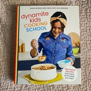 NWOT Dynamite Kids Cooking School cookbook ages 7-17 Winner IACP AWARD F…
